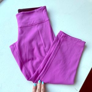 Lululemon Wunder Under reversible 3/4 length 💗